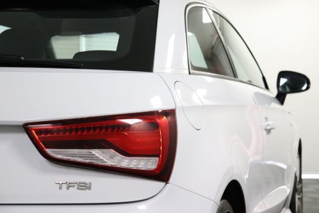 Audi A1 TFSI S LINE 23