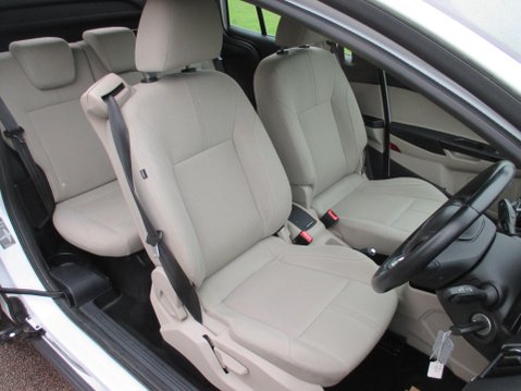 Ford B-Max 1.0T EcoBoost Titanium Navigator Euro 6 5dr 20