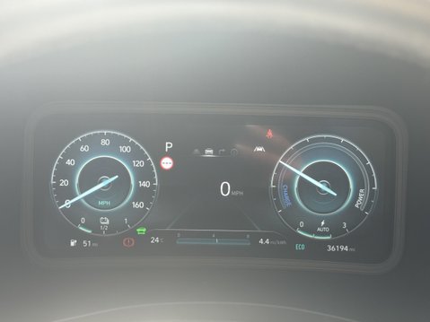 Hyundai KONA 39kWh Premium SUV 5dr Electric Auto (10.5kW Charger) (136 ps) 17