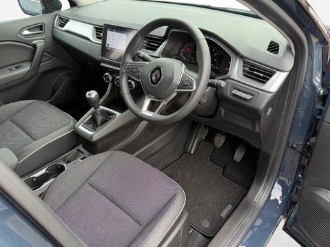 Renault Captur 1.0 TCE 90 Iconic 5dr 19