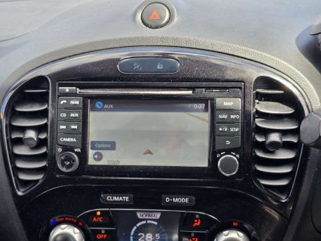 Nissan Juke 1.6 Acenta Premium SUV 5dr Petrol CVT Euro 5 (117 ps) 29