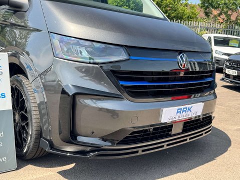 Volkswagen Transporter 2.0 TDI T28 Commerce Plus Panel Van 5dr Diesel Manual FWD SWB Euro 6 (s/s) 13