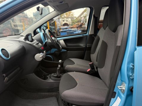 Toyota Aygo 1.0 VVT-i Move Euro 5 5dr 32