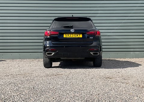 MG HS 1.5 T-GDI PHEV TROPHY 9