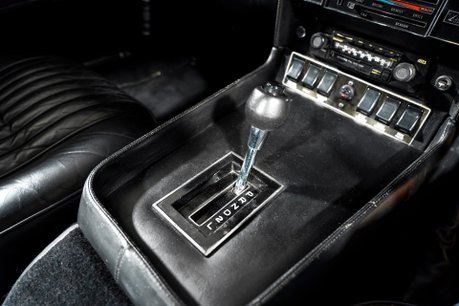 Aston Martin DBS V8 SERIES 1. EXTENSIVE HISTORY PORTFOLIO. 3-SPEED AUTO. CONOLLY INTERIOR. 27