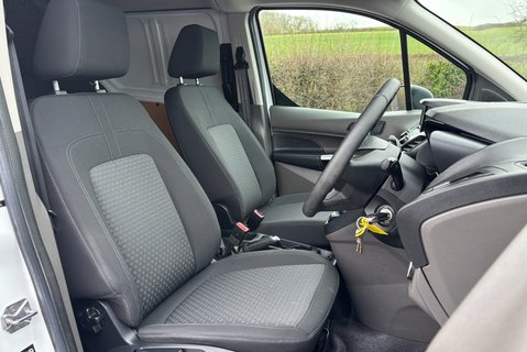 Ford Transit Connect 230 Trend L2 120 ps Dciv - Air Con / 5 Seats 4