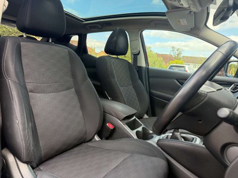 Nissan Qashqai 1.2 DIG-T N-Connecta SUV 5dr Petrol Manual 2WD Euro 6 (s/s) (115 ps) 47