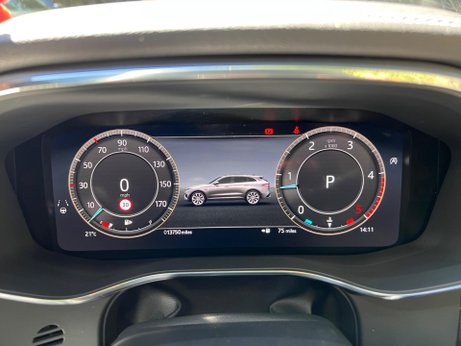 Jaguar F-Pace 2.0 D200 MHEV R-Dynamic HSE Black Auto AWD Euro 6 (s/s) 5dr 81