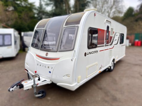 Bailey Unicorn Cabrera  1