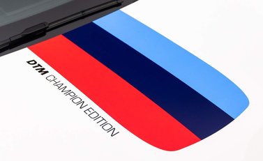 BMW M4 DTM Champion Edition 23