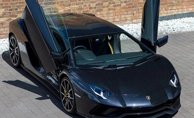Lamborghini Aventador S LP740-4 12