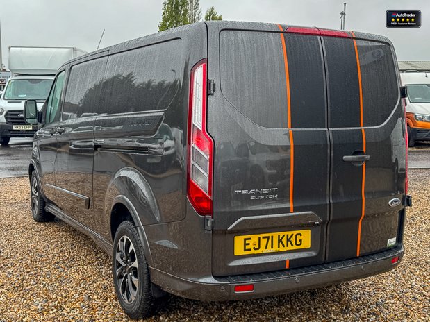 Ford Transit Custom AUTO LWB L2H1 Low Roof 320 Sport Alloys Air SELECT 41