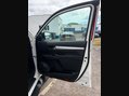 Toyota Hilux 2.4 D-4D Invincible Pickup Double Cab 4dr Diesel Auto 4WD Euro 6 (s/s) (TSS 34
