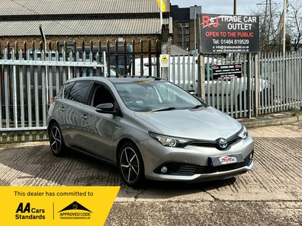 Toyota Auris VVT-I GB25