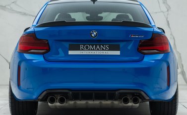 BMW M2 CS 8