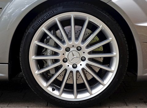 Mercedes-Benz C Class AMG 17