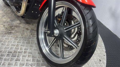 Triumph Bonneville SE 2013 7K NEW MOT INCREDIBLE CONDITION CUSTOM NAKED BIKE 865CC 15