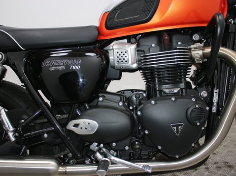 Triumph Bonneville T100 BONNEVILLE T100 29