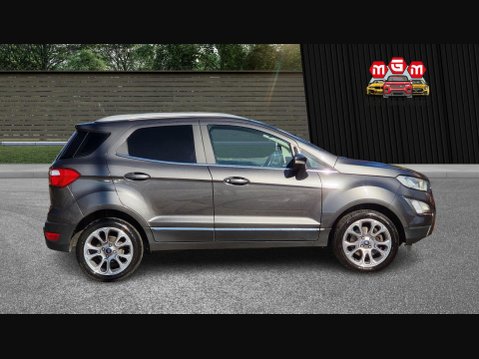 Ford Ecosport TITANIUM 8