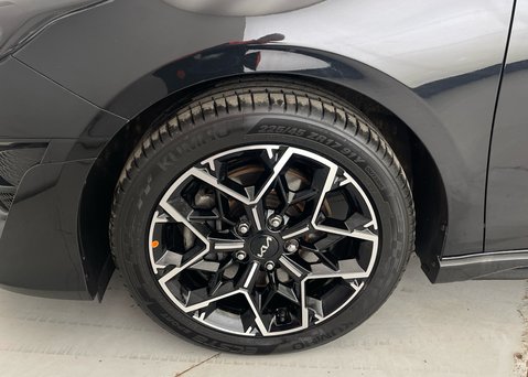 Kia Ceed GT-Line 1.5 T-GDi DCT 14