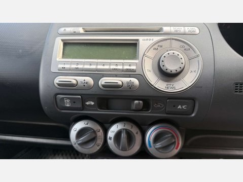 Honda Jazz 1.3 Jazz SE CVT 5dr 6
