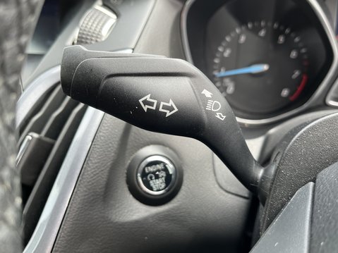 Ford Focus 1.6 125 Titanium 5dr Powershift 20