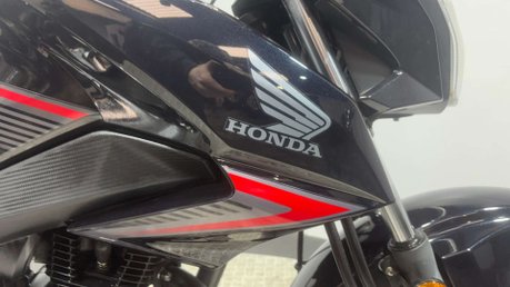 Honda CB GLR 125 2019 ONLY 10K NEW MOTSERVICED 125CC LEARNER BIKE CBF125 33