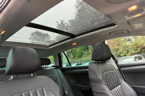 Skoda Superb SE L EXECUTIVE TDI - PANORAMIC SUNROOF  50