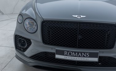 Bentley Bentayga V8 AZURE 35