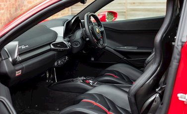 Ferrari 458 Italia 13