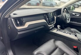 Volvo XC60 D5 POWERPULSE INSCRIPTION AWD AUTO 31