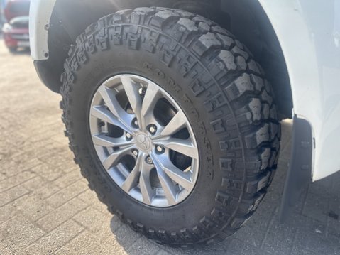 Mitsubishi L200 DI-D 4X4 CHALLENGER LB DCB 17