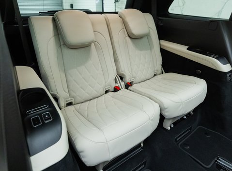 Mercedes-Benz GLS 63 AMG Night Edition Executive 19