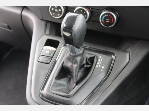 Renault Kangoo ML19 DCI ADVANCE EDC 4