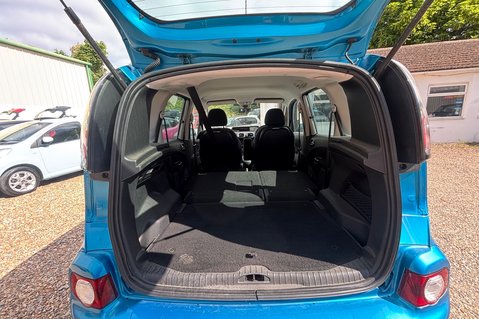Citroen C3 Picasso EXCLUSIVE HDI.. ONLY £35 ROAD TAX.. STUNNING COLOUR.. VERY SPACIOUS 15