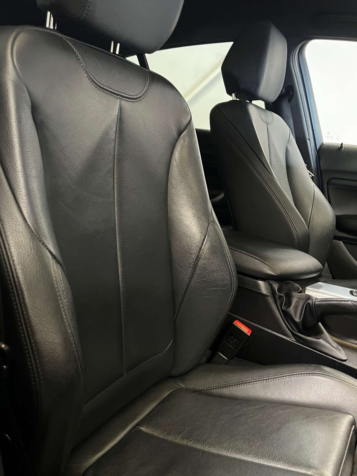 2019 BMW 1 Series — image 12