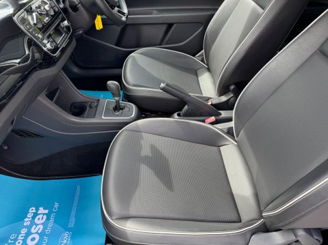 Volkswagen Up HIGH UP 29