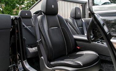 Rolls-Royce Dawn 14