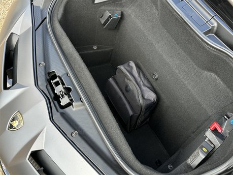 Lamborghini Aventador SVJ ROADSTER (LP 770-4) 102