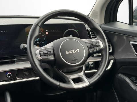 Kia Sportage 1.6T GDi HEV 4 5dr Auto 17