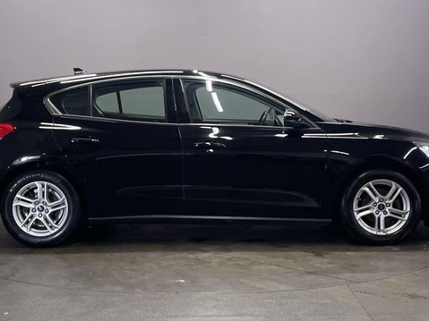 Ford Focus 1.5 EcoBlue Zetec Hatchback 5dr Diesel Manual Euro 6 (s/s) (120 ps) Alloys 9