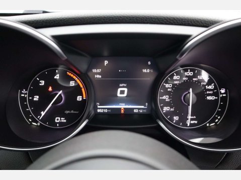 Alfa Romeo Giulia 2.1 Giulia Speciale TD Auto 4dr 21