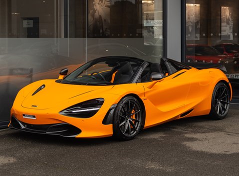 McLaren 720S Spider Peformance 5
