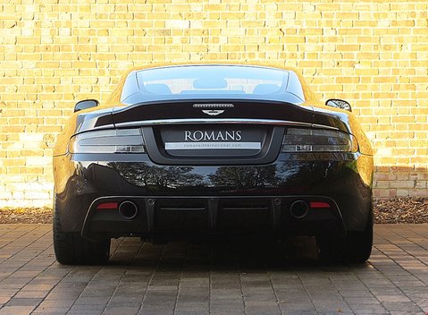 Aston Martin DBS Ultimate 8