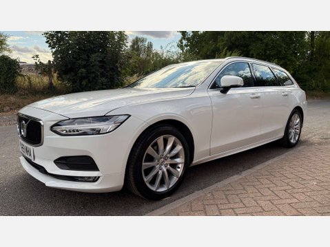 Volvo V90 2.0 V90 Momentum+ T4 Auto 5dr 3