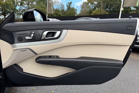 Mercedes-Benz SL Series SL400 AMG SPORT - HARMAN KARDON -PORCELAIN LEATHER  34