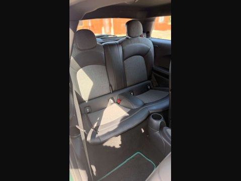 Mini Hatch 1.5 Cooper D 3dr 19