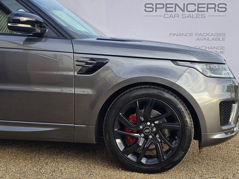 Land Rover Range Rover Sport SDV6 HSE DYNAMIC 11