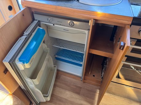 Swift Kon-Tiki 645 6 Berth 2.8 Fiat 42