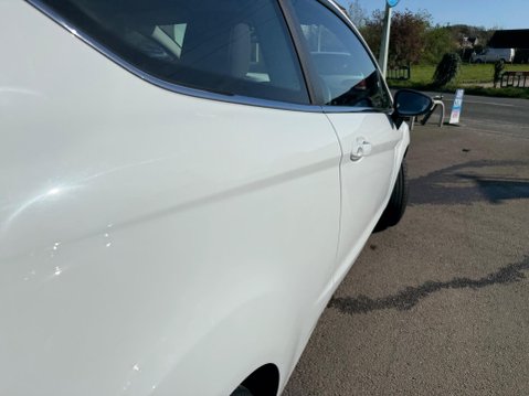 Ford Fiesta 1.25 Zetec Euro 6 3dr 31